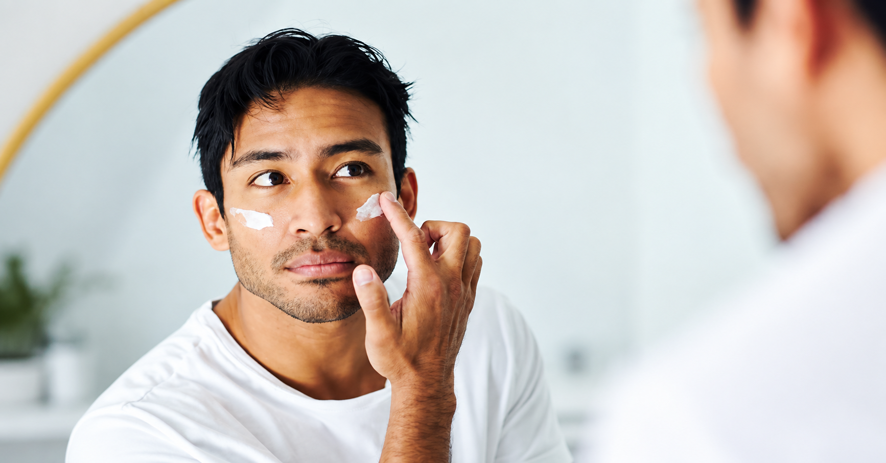 Benefits of Moisturizer & How To Find The Right One For Your Skin Type
